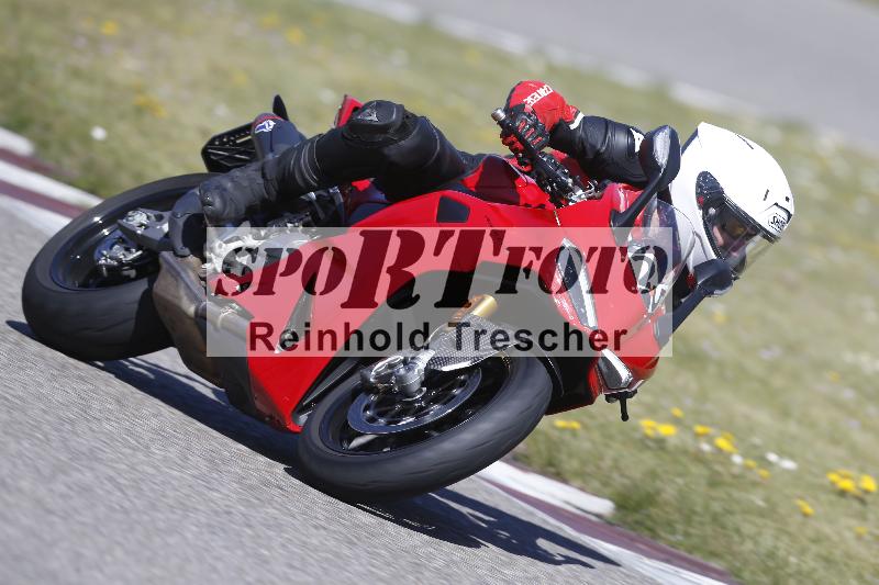 /05 07.04.2026 Cornu Master School ADR/Gruppe rot/25